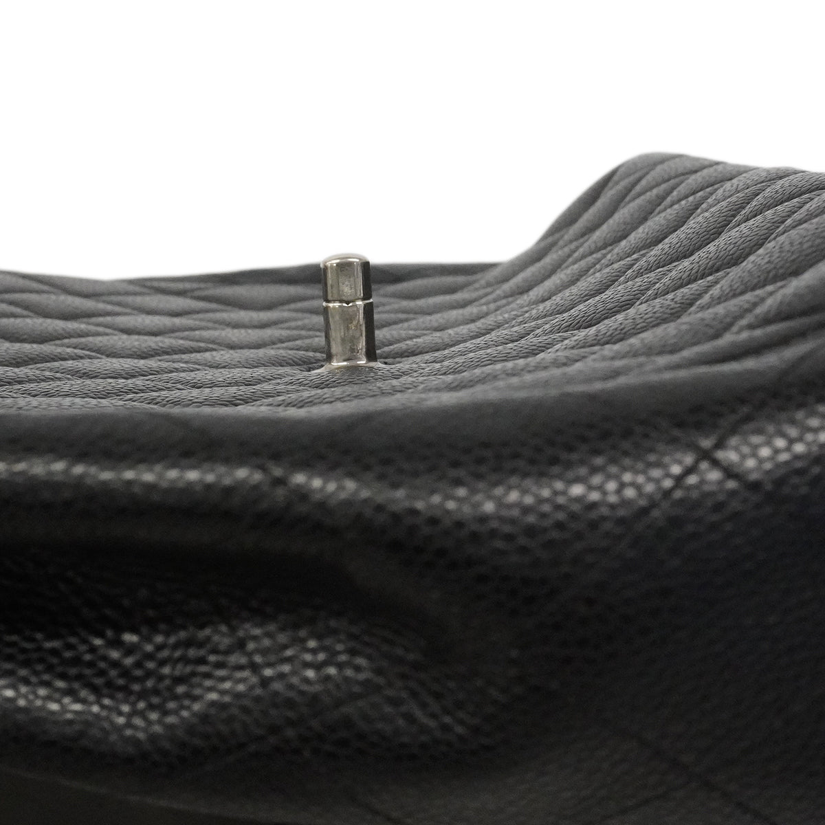 【6gd4418-e】シャネル ショルダーバッグ デカマトラッセ Wチェーン キャビアスキン ブラック シルバー金具【中古】レディース