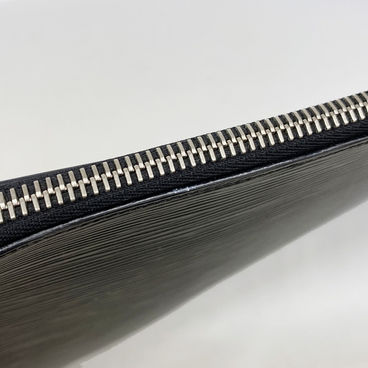 【6gd4428-k】ルイヴィトン クラッチバッグ エピ ポシェットジュールGM NM M64153 ノワール【中古】メンズ