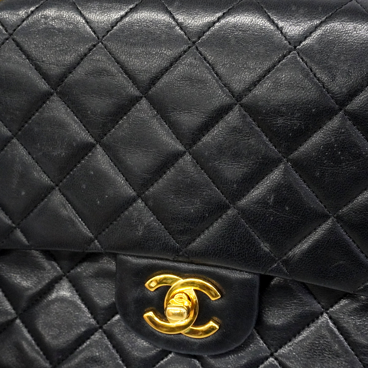 【6gd4431】シャネル ショルダーバッグ マトラッセ Wフラップ Wチェーン ラムスキン ブラック ゴールド金具【中古】レディース