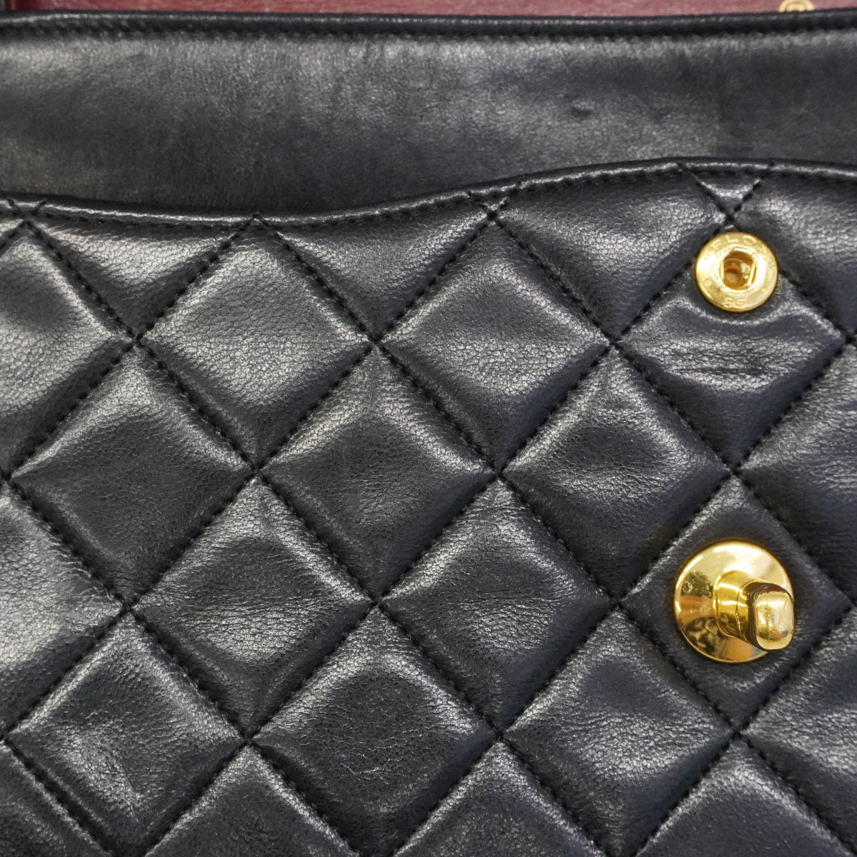 【6gd4431】シャネル ショルダーバッグ マトラッセ Wフラップ Wチェーン ラムスキン ブラック ゴールド金具【中古】レディース