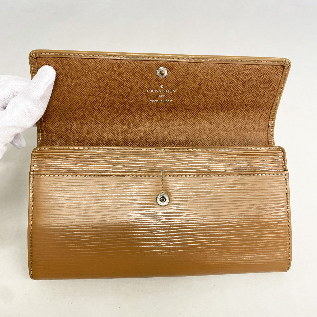 【6gd4443】ルイヴィトン 長財布 エピ ポシェットポルトモネクレディ M6359I キャネル【中古】メンズ レディース ユニセックス