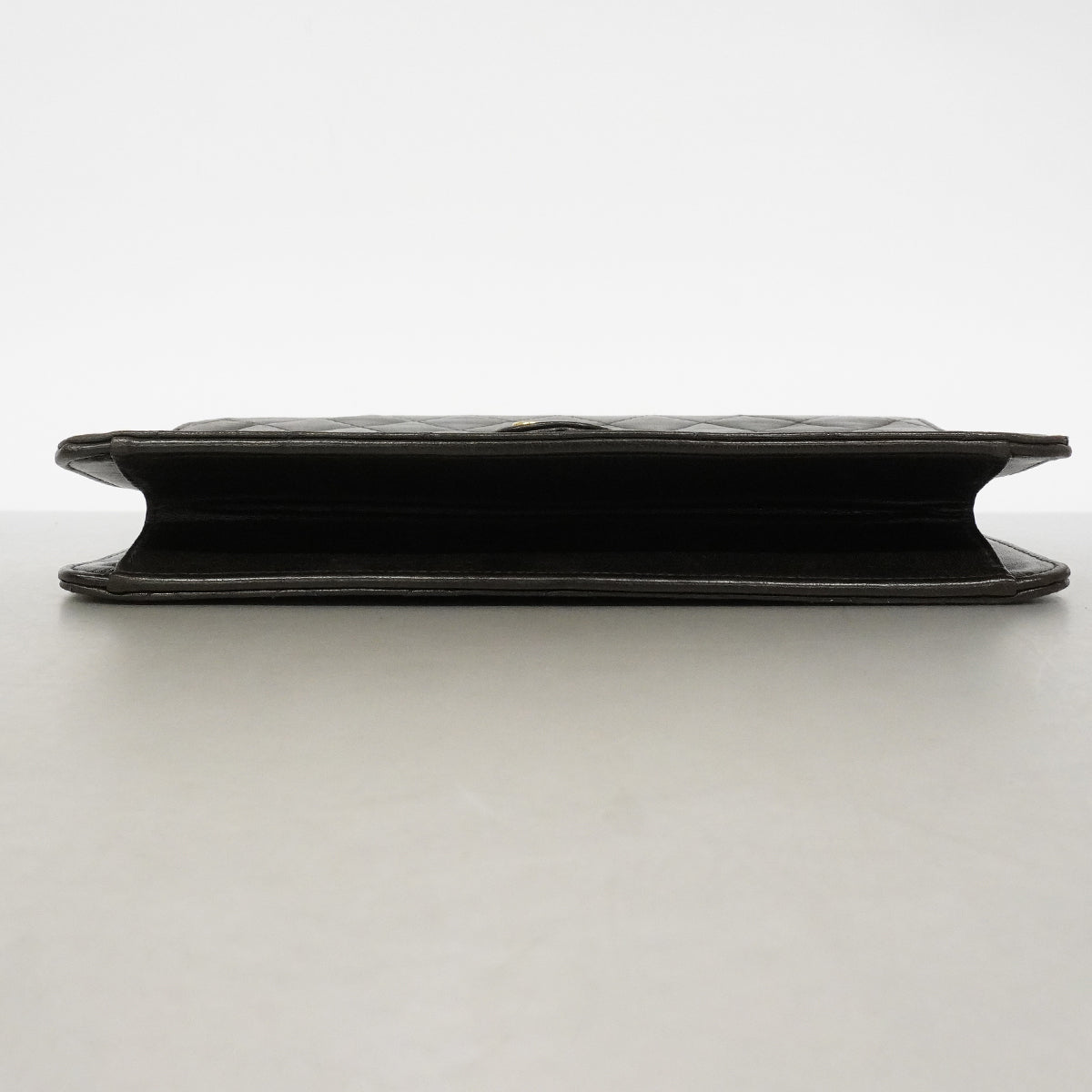 【6gd4458-k】シャネル ショルダーバッグ マトラッセ チェーンショルダー ラムスキン ブラック ゴールド金具【中古】レディース