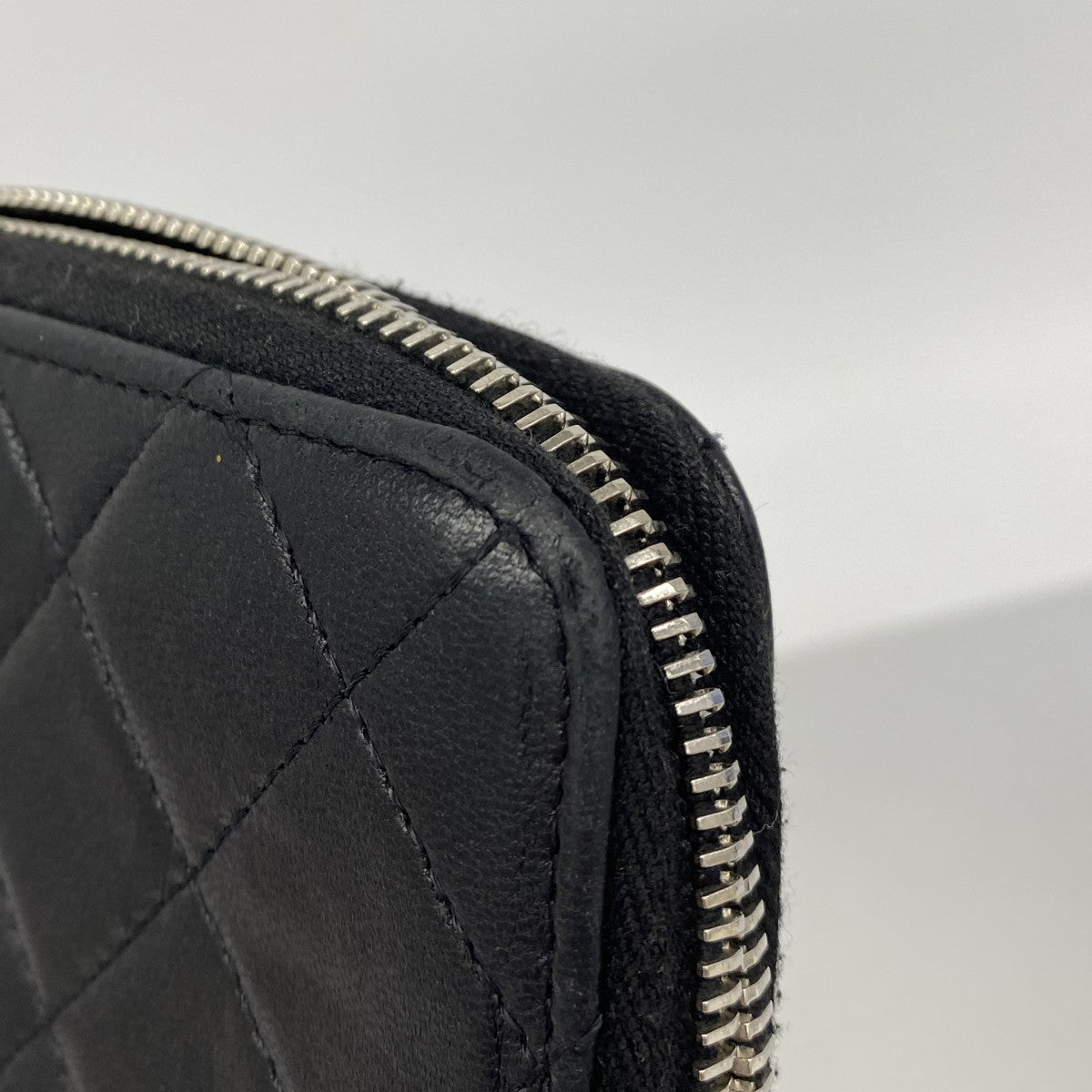 【6gd4467-k】シャネル 長財布 マトラッセ ラムスキン ブラック シルバー金具【中古】レディース