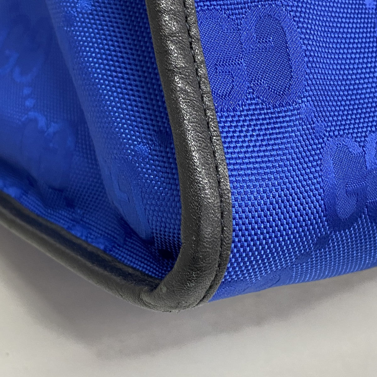【6gd4534-k】グッチ トートバッグ オフザグリッド 630353 ナイロン ブルー シルバー金具 2wayバッグ【中古】メンズ レディース ユニセックス