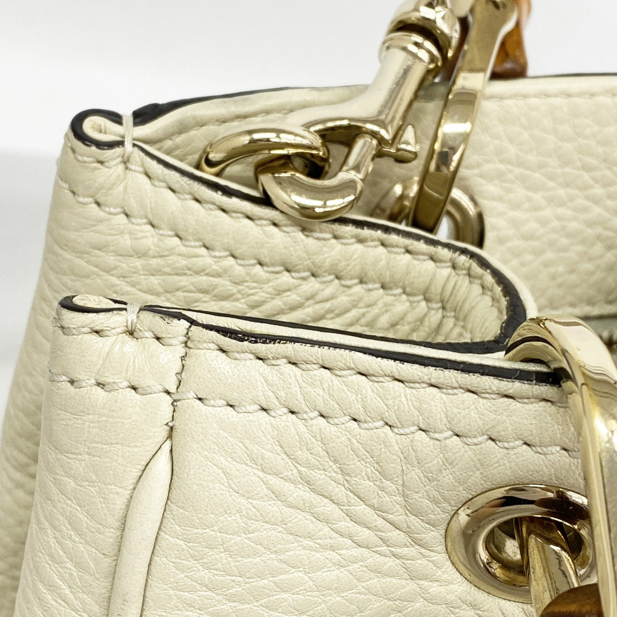 【6gd4538-k】グッチ ハンドバッグ バンブー 336032 レザー アイボリー シャンパンゴールド金具 2wayバッグ【中古】レディース