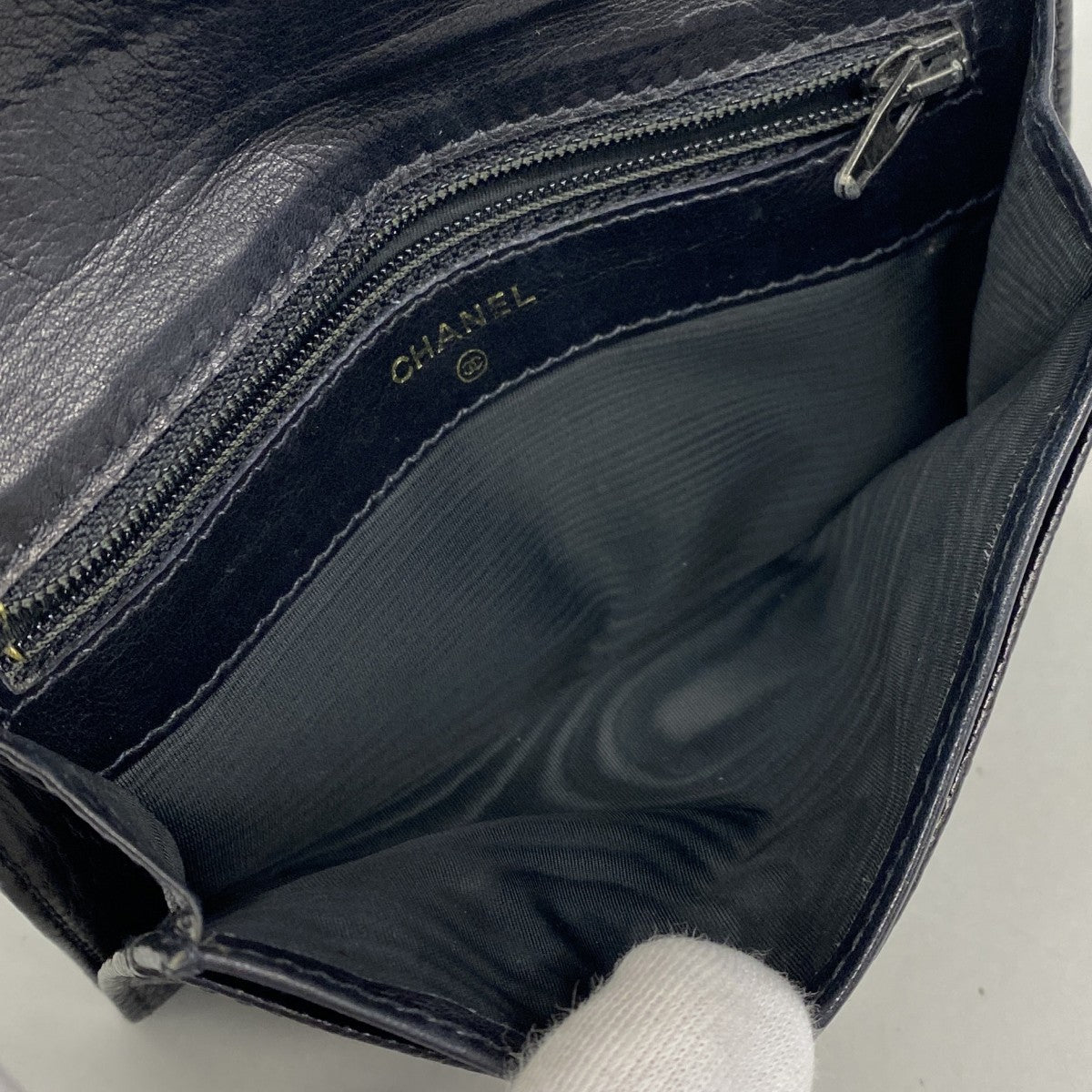 【6gd4554-k】シャネル 財布 キャビアスキン ブラック ゴールド金具【中古】レディース