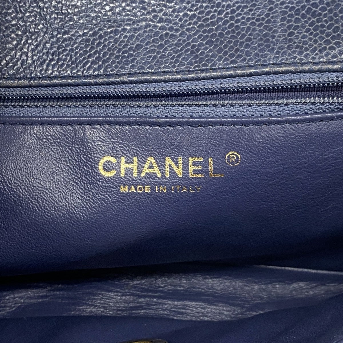 【6gd4555-k】シャネル ショルダーバッグ マトラッセ チェーンショルダー キャビアスキン ブルー ゴールド金具【中古】レディース