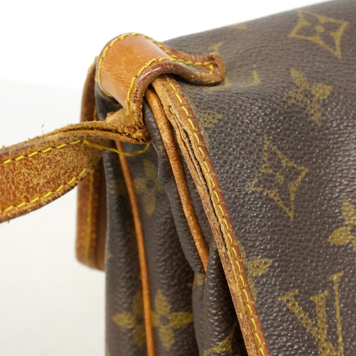 【6gd4589】ルイヴィトン ショルダーバッグ モノグラム ソミュール30 M42256 ブラウン【中古】レディース
