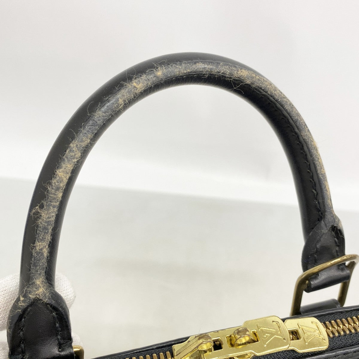 【6gd4592】ルイヴィトン ハンドバッグ エピ アルマ M52142 ノワール【中古】レディース