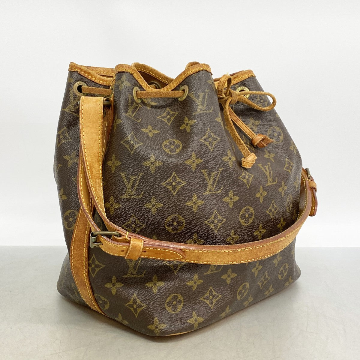 【6gd4597】ルイヴィトン ショルダーバッグ モノグラム プチノエ M42226 ブラウン【中古】レディース