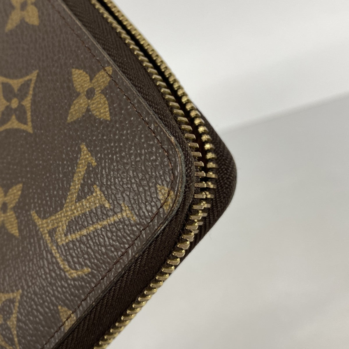 【6gd4612】ルイヴィトン 長財布 モノグラム ジッピーウォレット M60017 ブラウン【中古】メンズ レディース ユニセックス