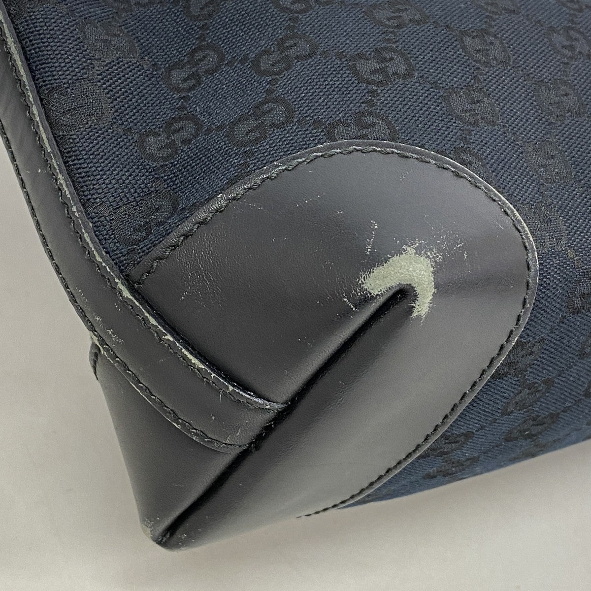 【6gd4643-k】グッチ トートバッグ GGキャンバス 269878 キャンバス ブラック シャンパンゴールド金具【中古】レディース