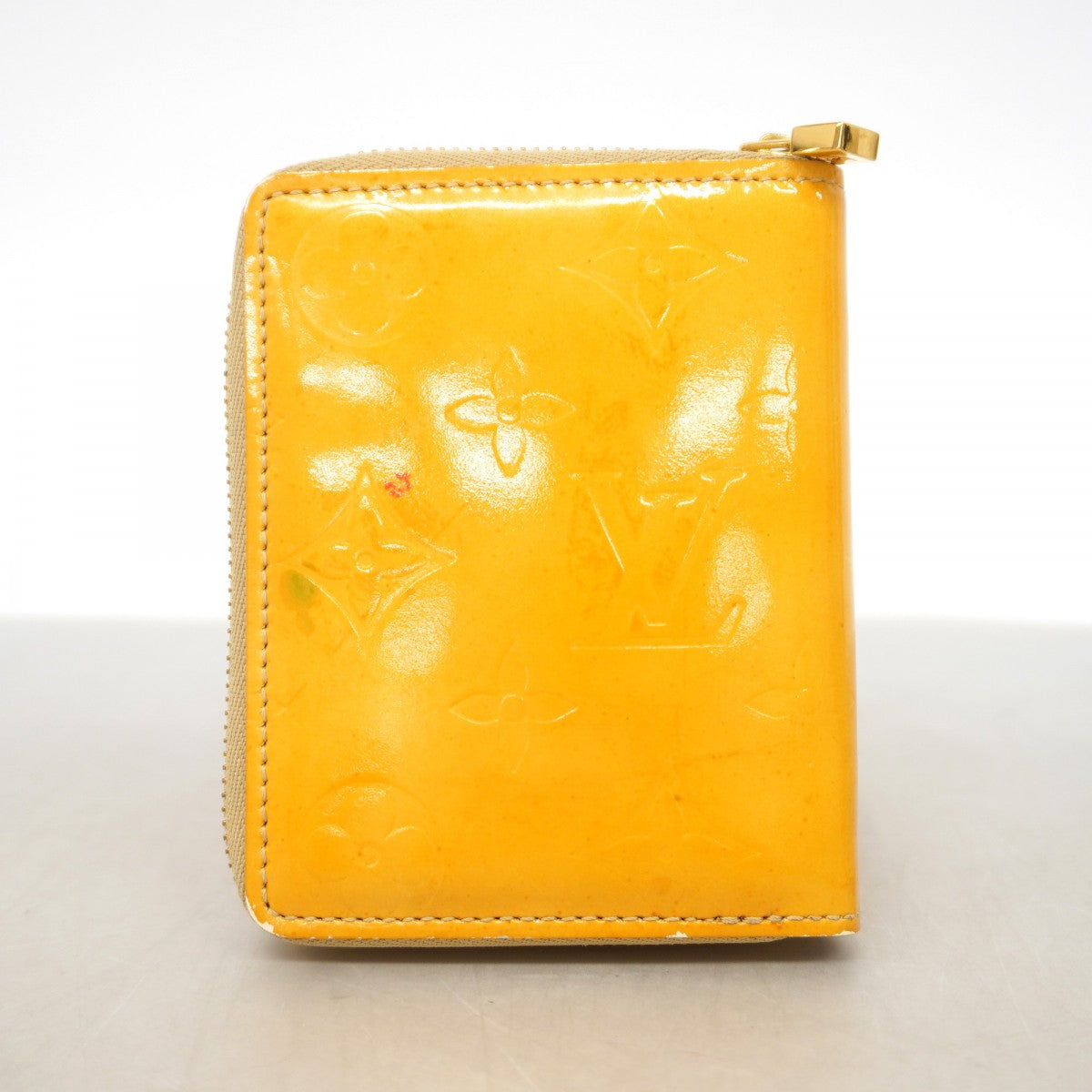 【6gd4656-k】ルイヴィトン 財布 ヴェルニ ブルーム M91015 ベージュ【中古】レディース