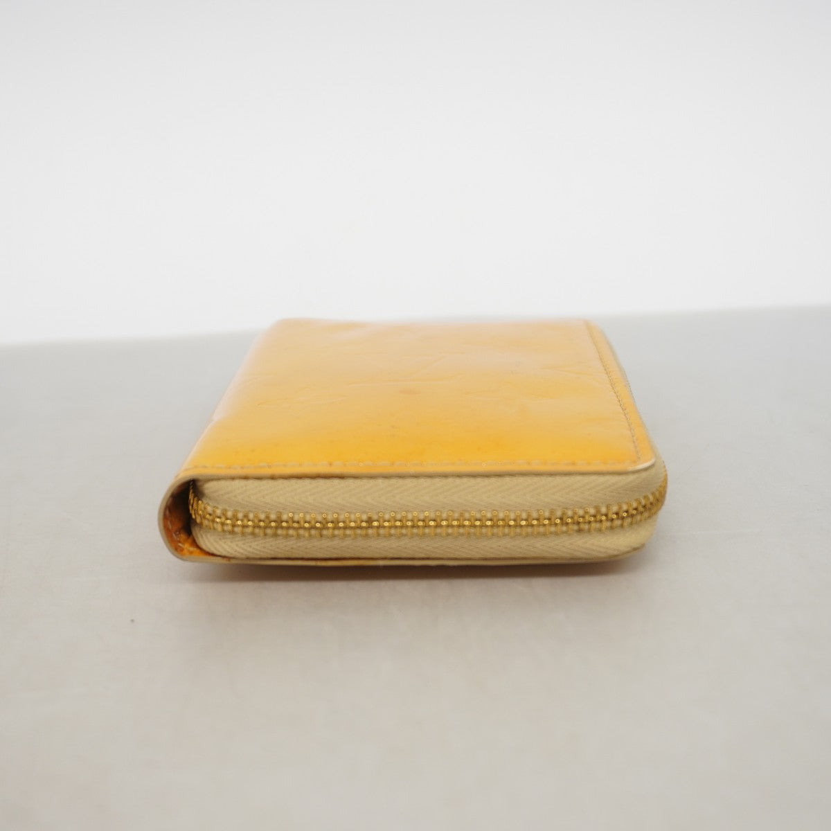 【6gd4656-k】ルイヴィトン 財布 ヴェルニ ブルーム M91015 ベージュ【中古】レディース