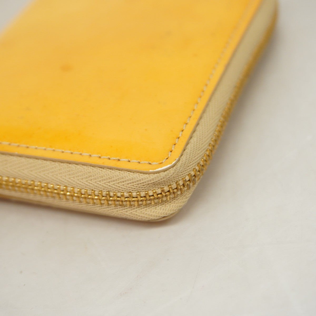【6gd4656-k】ルイヴィトン 財布 ヴェルニ ブルーム M91015 ベージュ【中古】レディース
