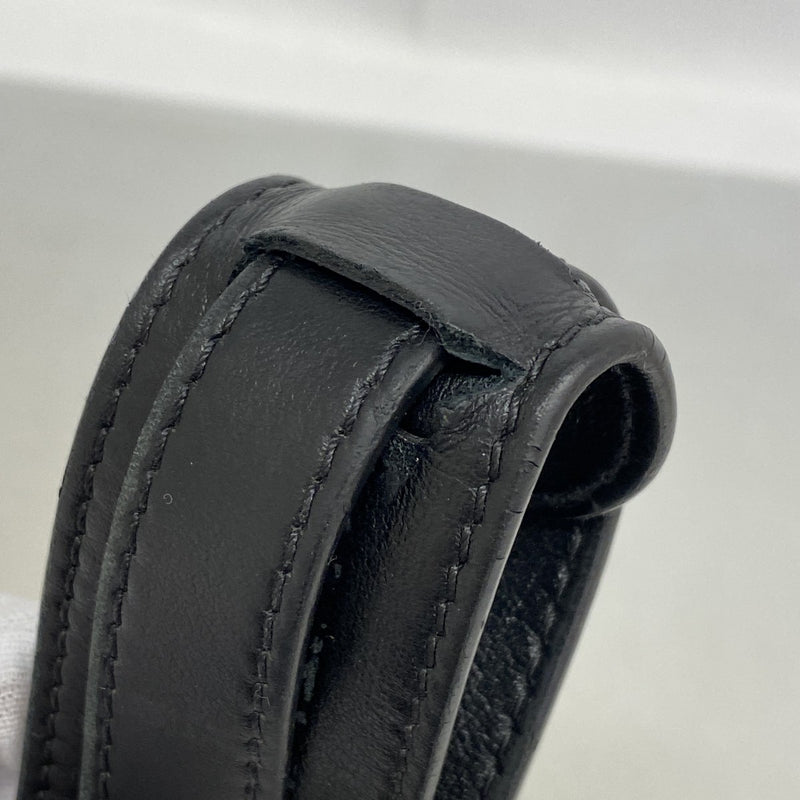 【6gd4721-k】ルイヴィトン ショルダーバッグ モノグラムシャドウ ダヌーブPM M43681 ブラック【中古】メンズ