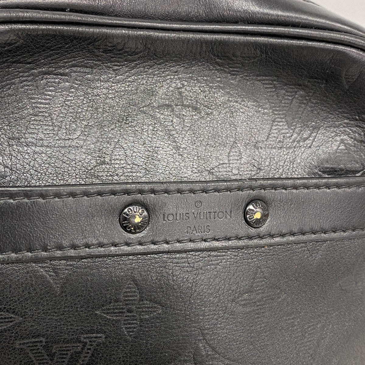 【6gd4721-k】ルイヴィトン ショルダーバッグ モノグラムシャドウ ダヌーブPM M43681 ブラック【中古】メンズ