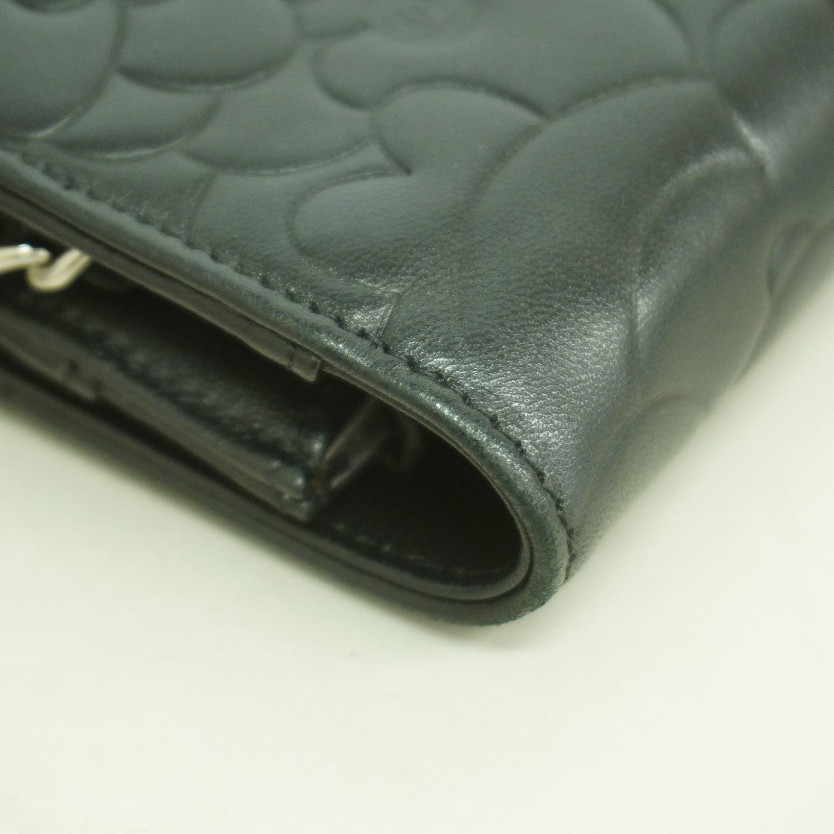 【6gd4731-k】シャネル ショルダーバッグ カメリア チェーンショルダー ラムスキン ブラック シルバー金具【中古】レディース