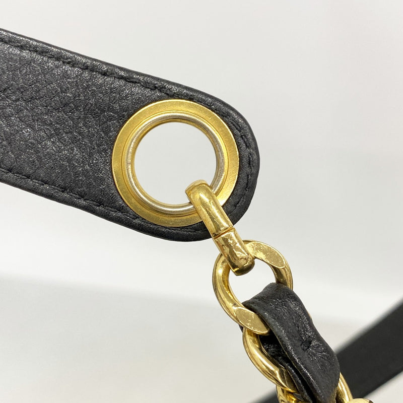 【6gd4735-k】シャネル ショルダーバッグ トリプルココ キャビアスキン ブラック ゴールド金具【中古】レディース