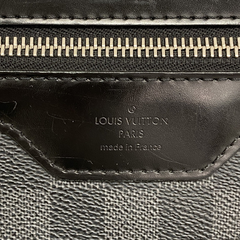 【6gd4742-k】ルイヴィトン ショルダーバッグ ダミエ・グラフィット ダニエルMM N58029 ブラック【中古】メンズ