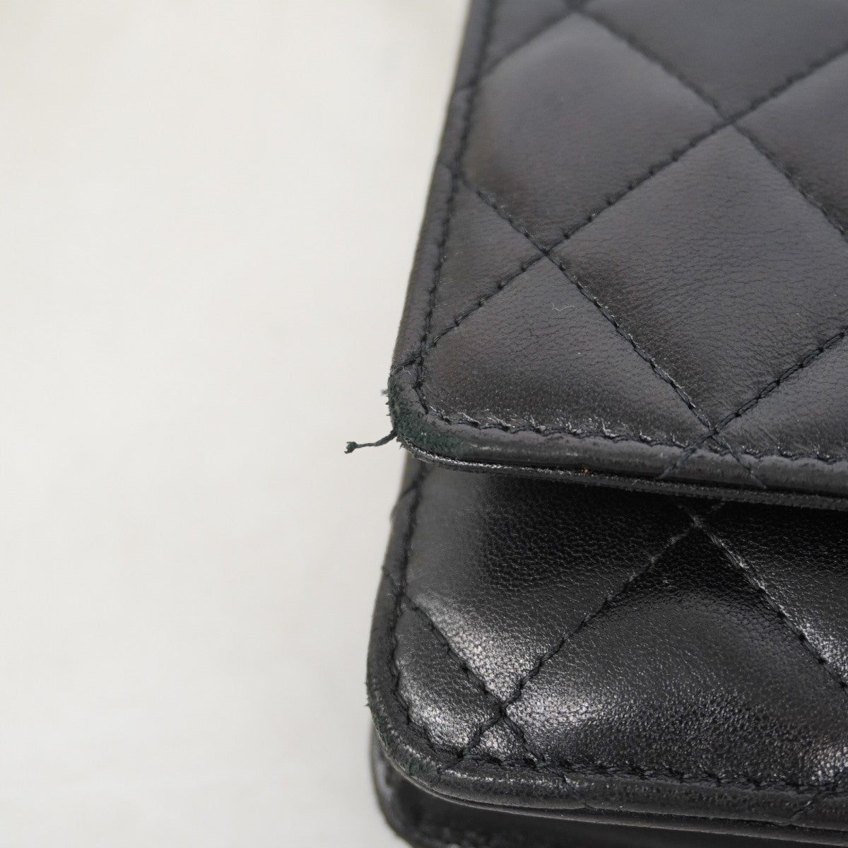 【6gd4747-k】シャネル ショルダーウォレット マトラッセ チェーンショルダー ラムスキン ブラック シルバー金具【中古】レディース