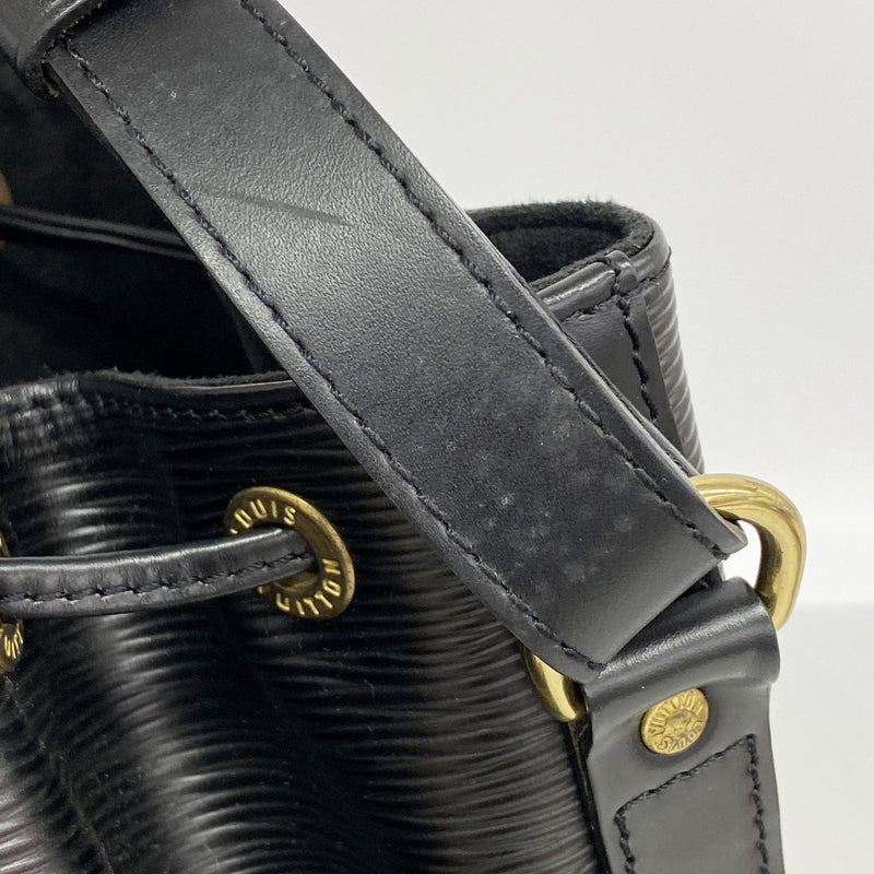 【6gd4756-k】ルイヴィトン ショルダーバッグ エピ プチノエ M59012 ノワール【中古】レディース
