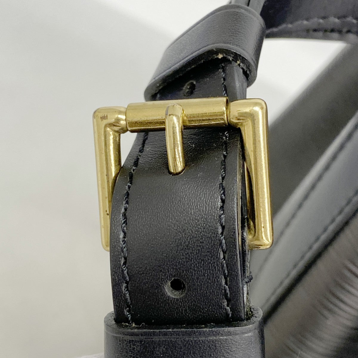 【6gd4756-k】ルイヴィトン ショルダーバッグ エピ プチノエ M59012 ノワール【中古】レディース
