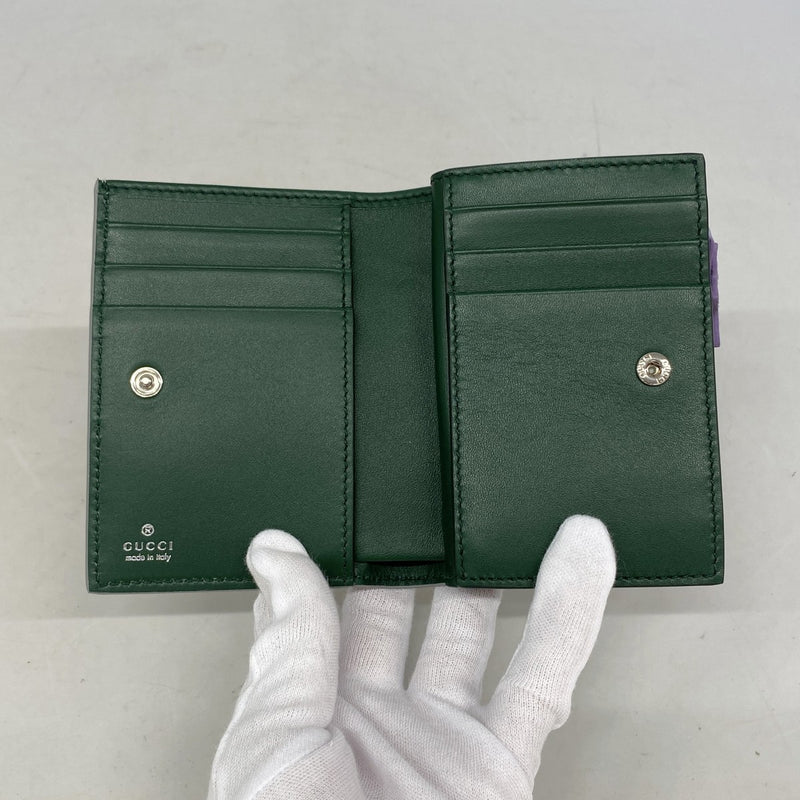 【6gd4787-k】グッチ 財布 ヒグチユウ 860650 レザー ベージュ マルチカラー シルバー金具【中古】レディース