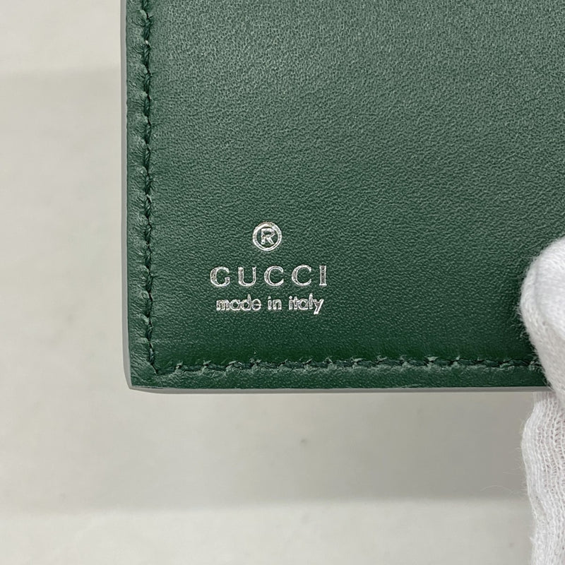 【6gd4787-k】グッチ 財布 ヒグチユウ 860650 レザー ベージュ マルチカラー シルバー金具【中古】レディース