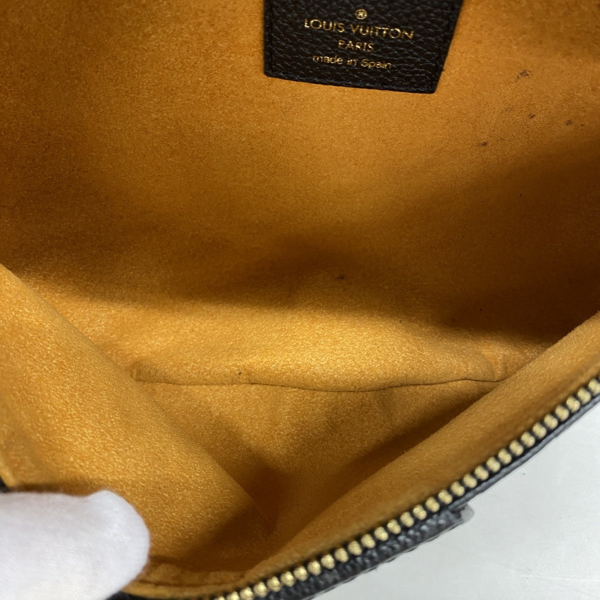 【6gd4788-k】ルイヴィトン ウエストバッグ モノグラム・アンプラント バムバッグ M44812 ノワール【中古】レディース