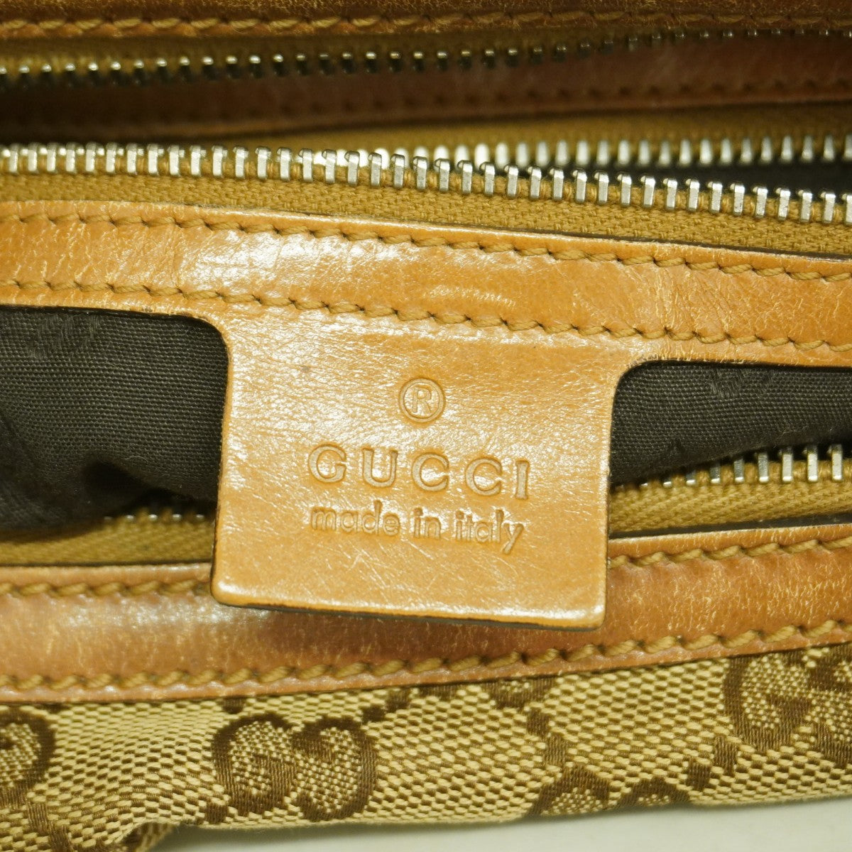 【6gd4796-k】グッチ ショルダーバッグ GGキャンバス インターロッキングG 232945 キャンバス ブラウン ゴールド/シルバー金具【中古】レディース