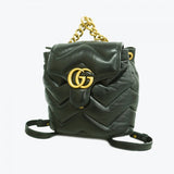 【6gd4797-k】グッチ リュック・デイパック GGマーモント 777253 レザー ブラック ゴールド金具【中古】レディース