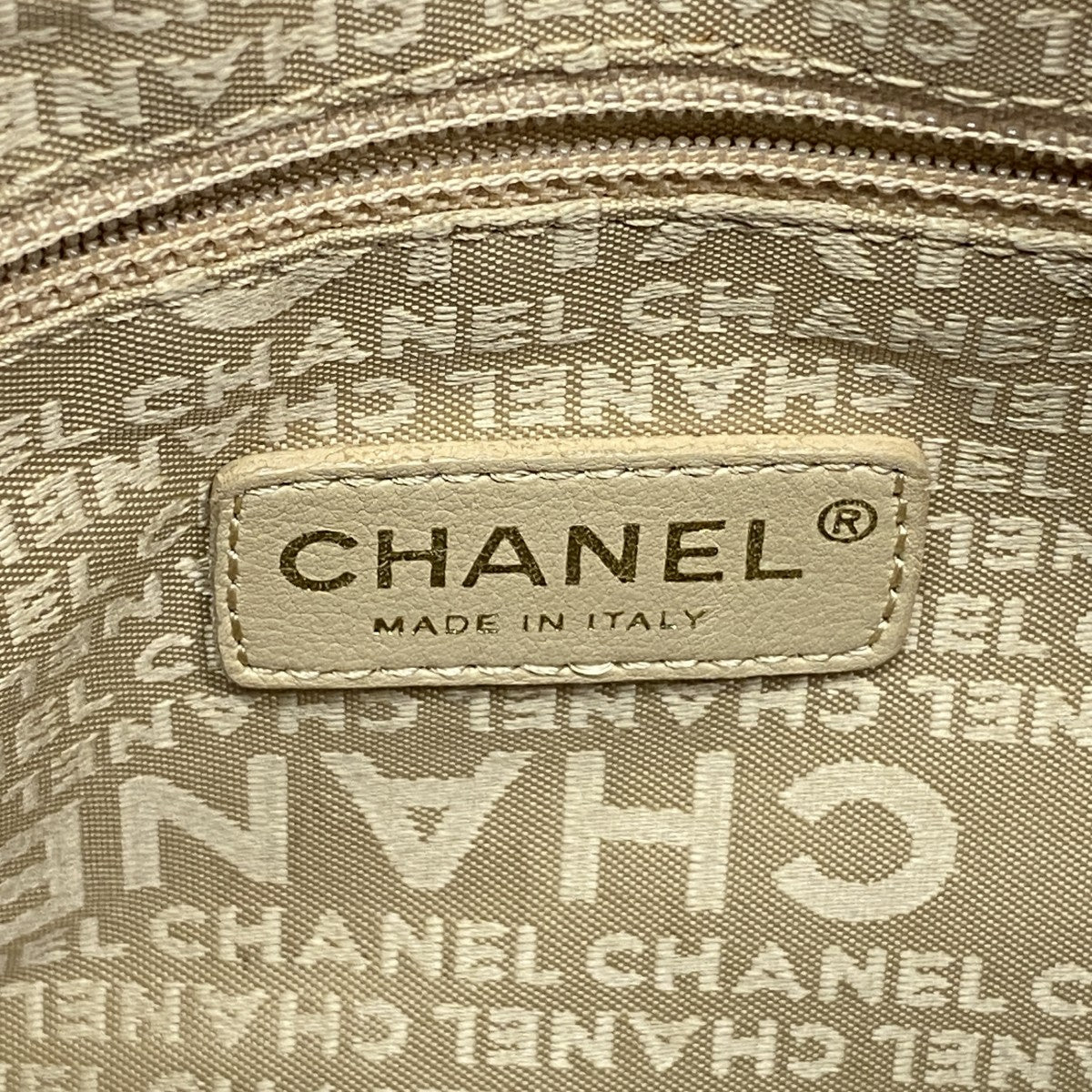 【6gd4807-k】シャネル ハンドバッグ チョコバー ラムスキン アイボリー ゴールド金具【中古】レディース