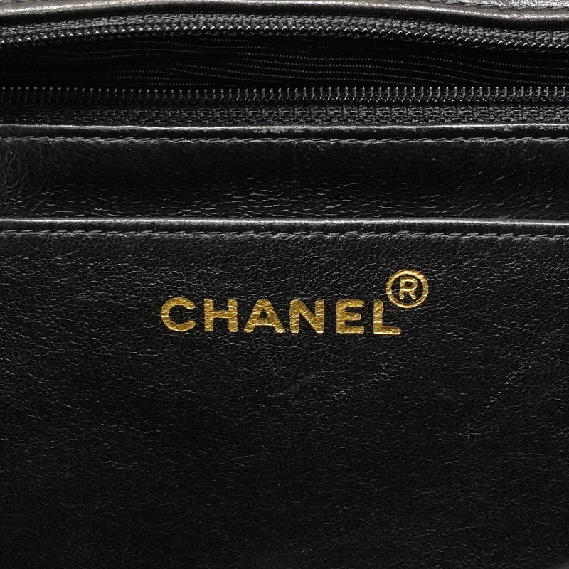 【6gd4815】シャネル ショルダーバッグ マトラッセ Wチェーン ラムスキン ブラック ゴールド金具【中古】レディース