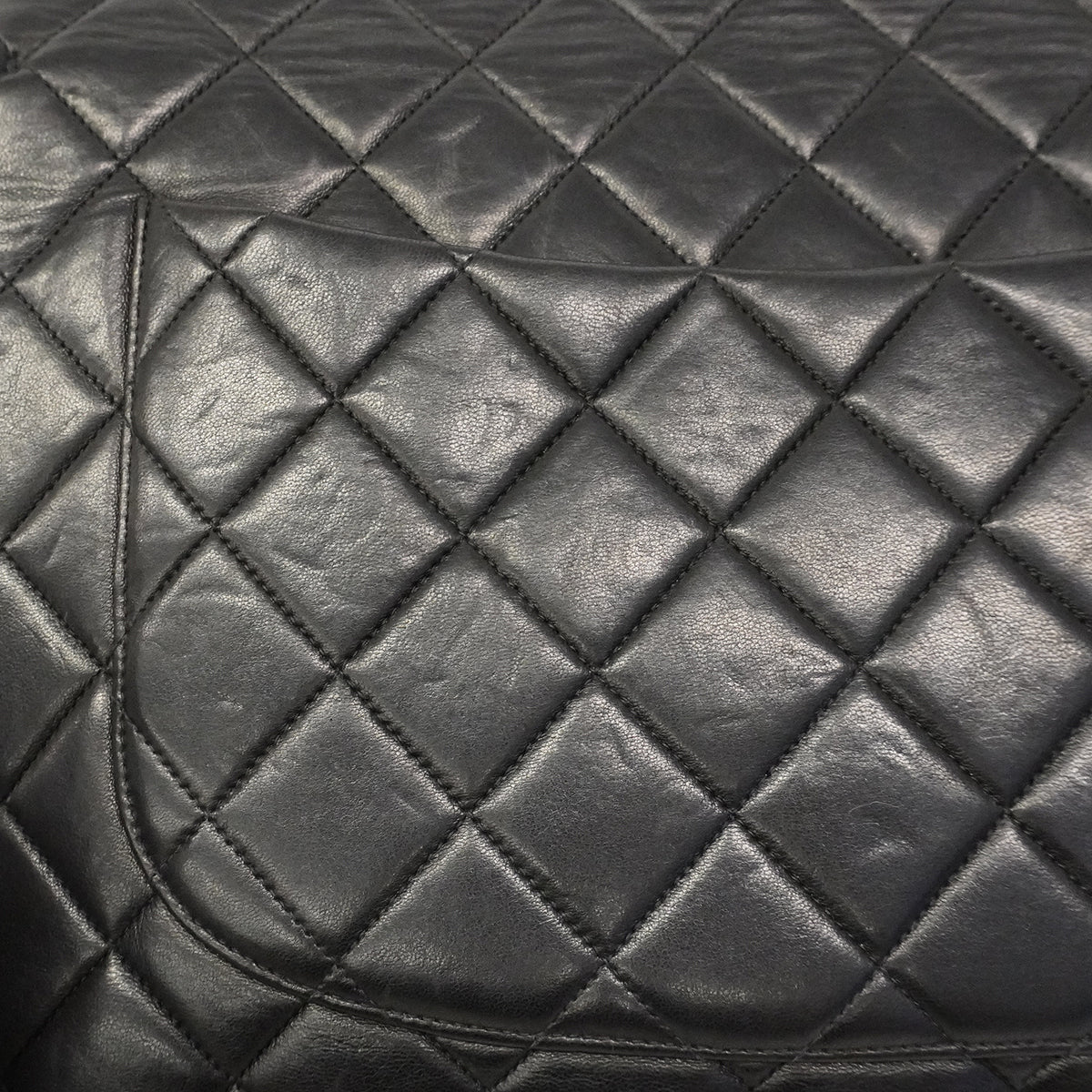 【6gd4815】シャネル ショルダーバッグ マトラッセ Wチェーン ラムスキン ブラック ゴールド金具【中古】レディース