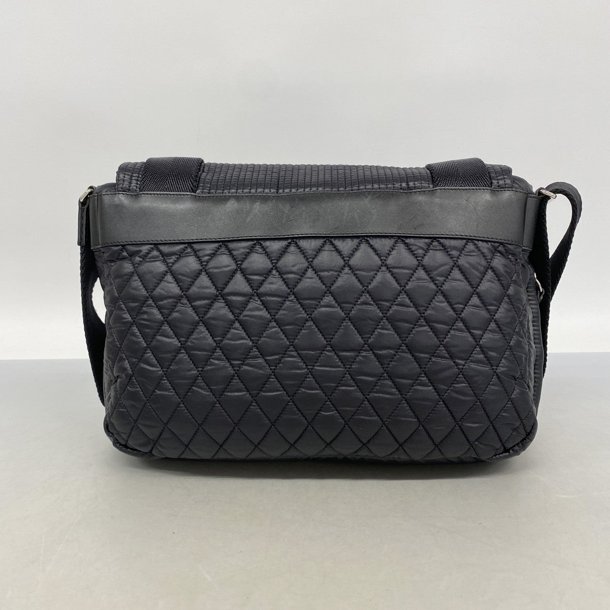 【6gd4848】シャネル ショルダーバッグ スポーツ ナイロン ブラック シルバー金具【中古】レディース