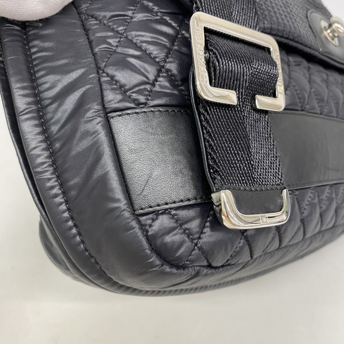 【6gd4848】シャネル ショルダーバッグ スポーツ ナイロン ブラック シルバー金具【中古】レディース