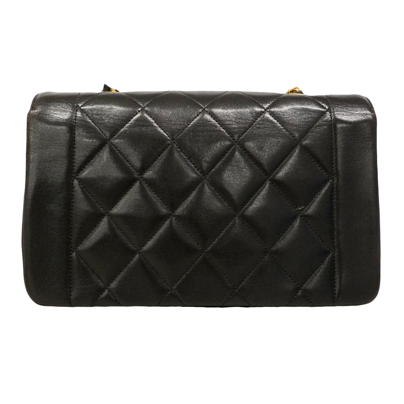 【6gd4854】シャネル ショルダーバッグ ダイアナ チェーンショルダー ラムスキン ブラック ゴールド金具【中古】レディース