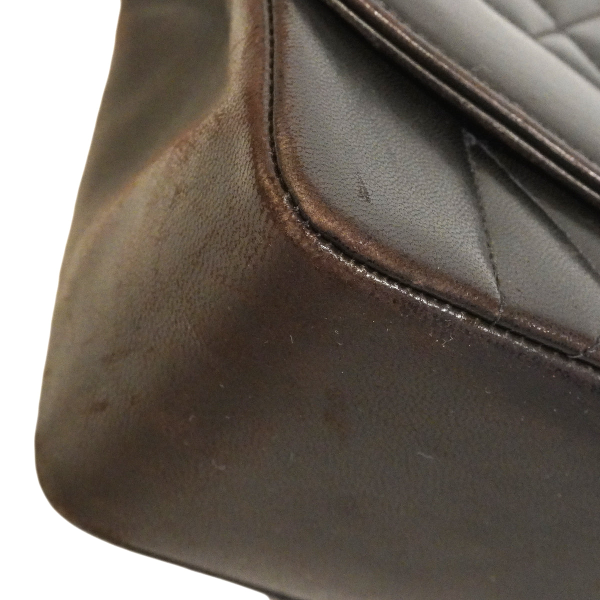 【6gd4854】シャネル ショルダーバッグ ダイアナ チェーンショルダー ラムスキン ブラック ゴールド金具【中古】レディース