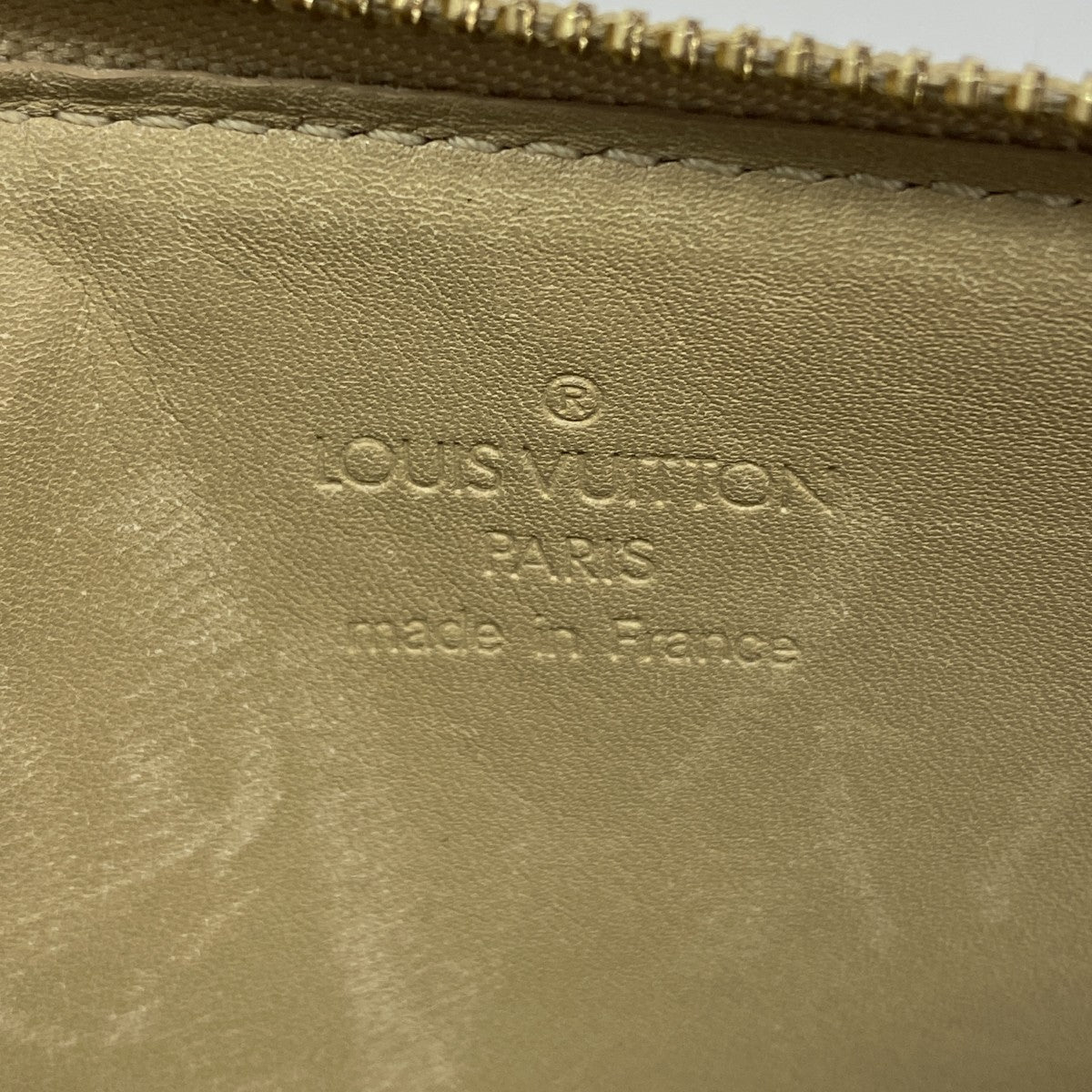 【6gd4865】ルイヴィトン ポーチ ヴェルニ レキシントン M91010 ベージュ【中古】レディース