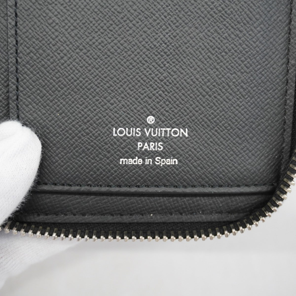 【6gd4879】ルイヴィトン 長財布 ダミエ・グラフィット ジッピーウォレットヴェルティカル N60170 ブラック ブルー【中古】メンズ