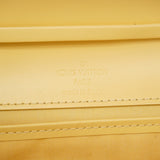 【6gd4899-k】ルイヴィトン ショルダーバッグ エピ オンフルール M5273A ヴァニラ【中古】レディース