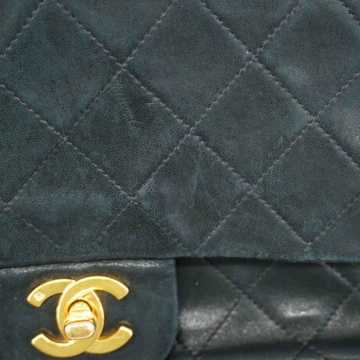【6gd4958】シャネル ショルダーバッグ マトラッセ Wフラップ Wチェーン ラムスキン ブラック ゴールド金具【中古】レディース