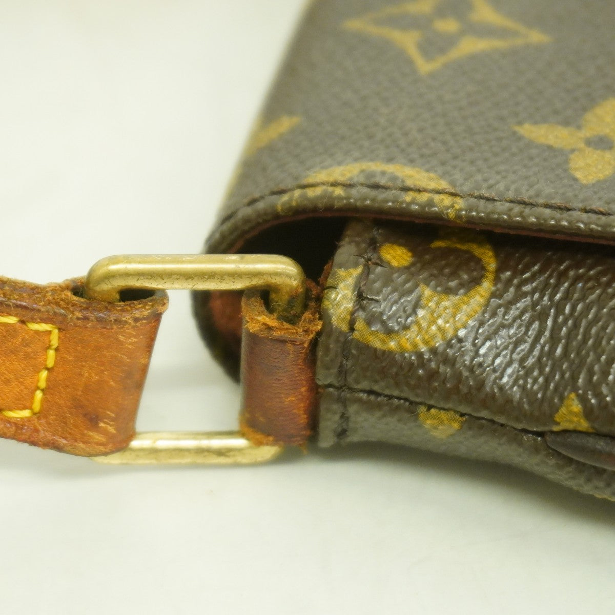 【6gd4963】ルイヴィトン ショルダーバッグ モノグラム ミュゼットタンゴロングストラップ M51388 ブラウン【中古】レディース