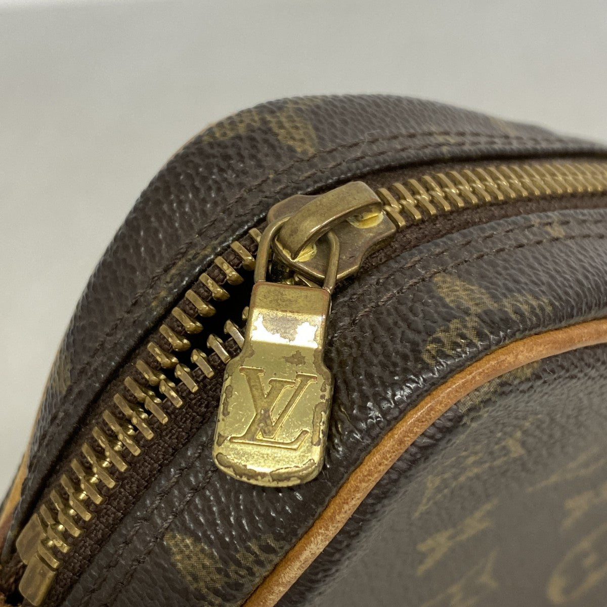 【6gd4997】ルイヴィトン ショルダーバッグ モノグラム ポシェットマルリーバンドリエール M51828 ブラウン【中古】レディース