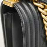 【6gd5001】シャネル ショルダーバッグ ボーイシャネル チェーンショルダー ラムスキン ブラック ゴールド金具【中古】レディース