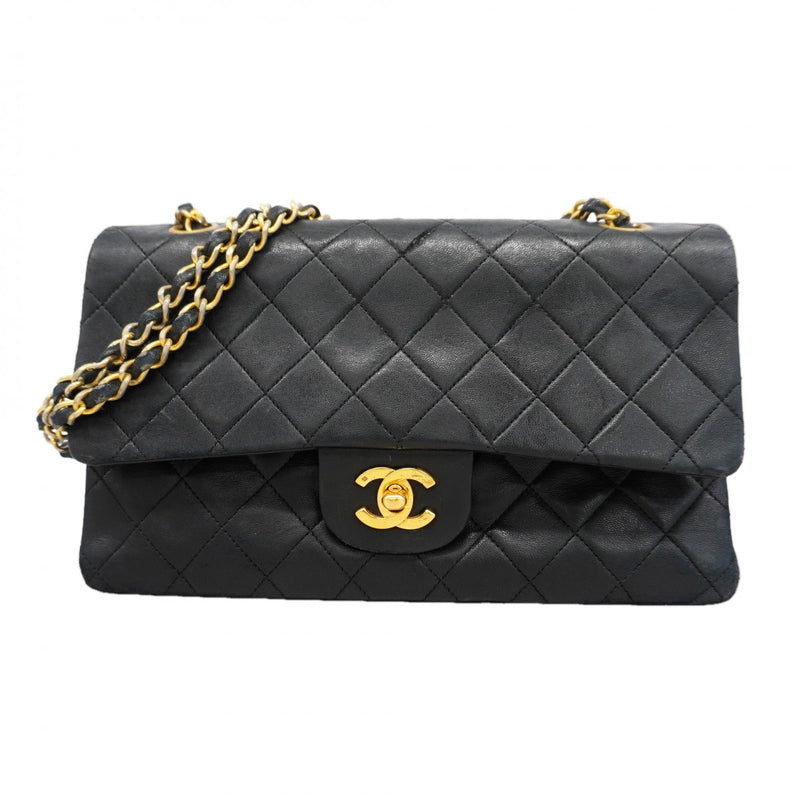 【6gd5022-h】シャネル ショルダーバッグ マトラッセ Wフラップ Wチェーン ラムスキン ブラック ゴールド金具【中古】レディース