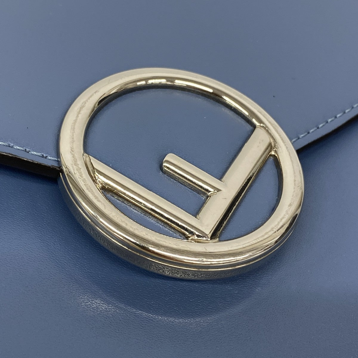 【6gd5034】フェンディ ショルダーバッグ エフイズフェンディ レザー ブルー シルバー金具【中古】レディース