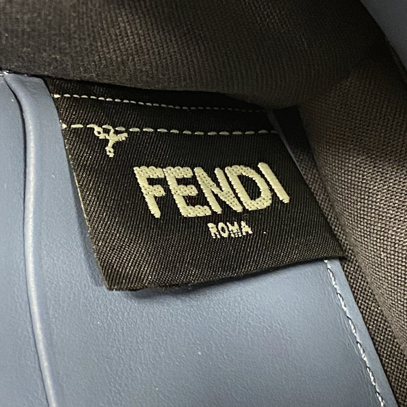 【6gd5034】フェンディ ショルダーバッグ エフイズフェンディ レザー ブルー シルバー金具【中古】レディース