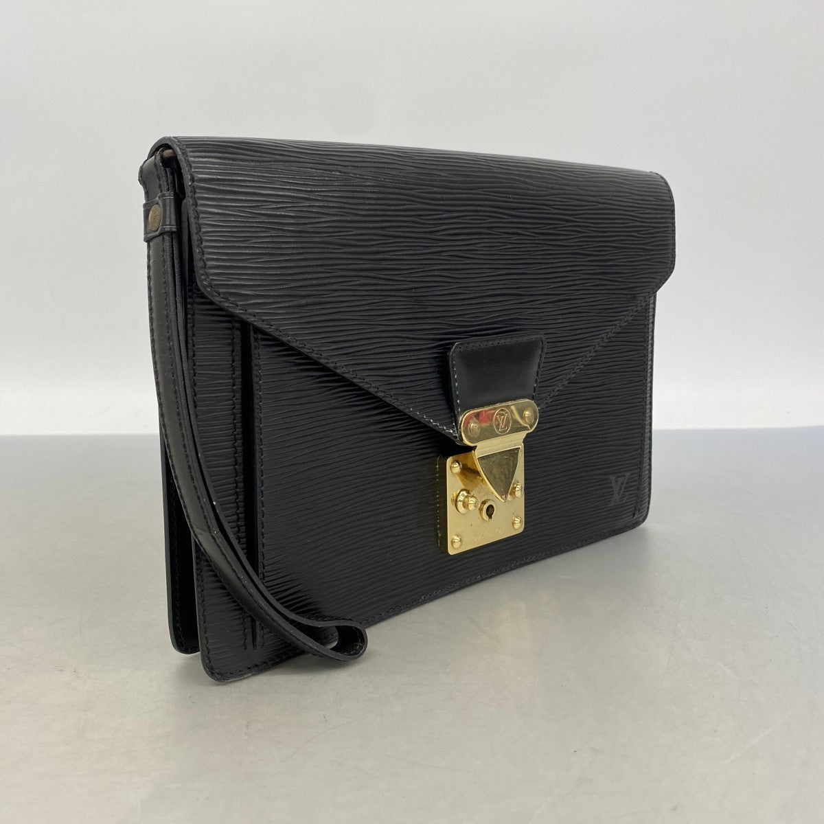【6gd5050】ルイヴィトン クラッチバッグ エピ ポシェットセリエドラゴンヌ M52612 ノワール【中古】メンズ